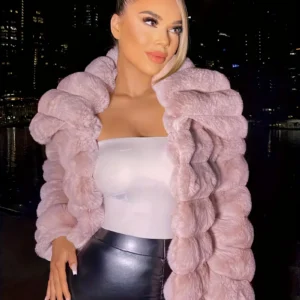 Janet Elegant Faux Fur